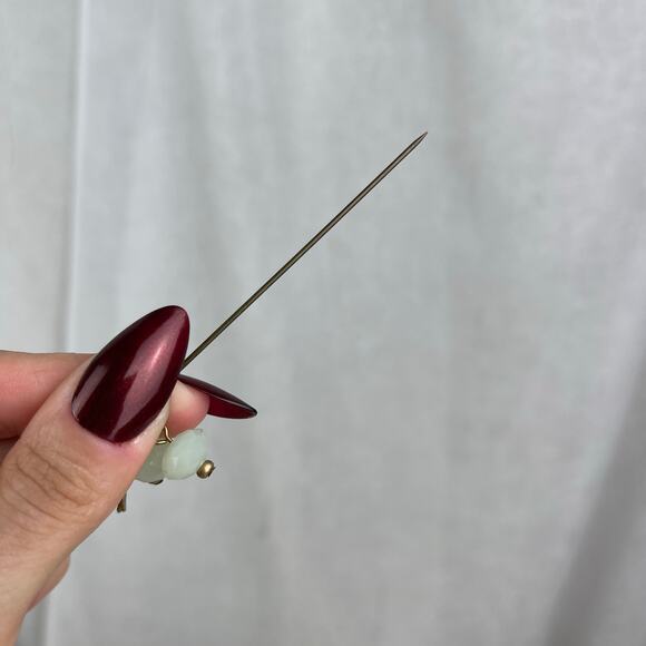 🍃 Brass Gold Tone Stick Pin Leaves Charm Mint Green Faceted Dangling Beads - Picture 11 of 16